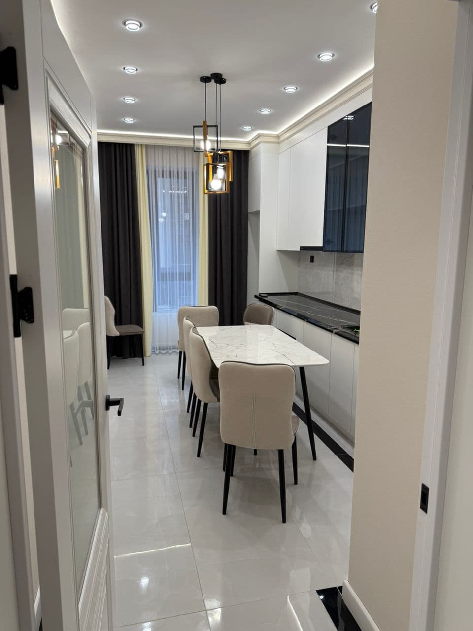 Элитка, 2 ком, 77 м2, этаж 2/14, ж/к Крейсер (Kreyser), Сост: Евроремонт - фото 1