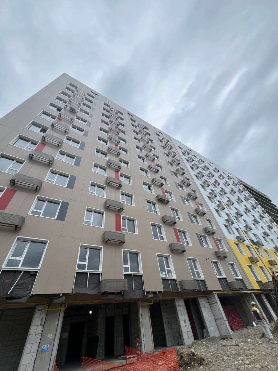 Элитка, 3 ком, 86.96 м2, этаж 12/12, ж/к Esentai (Эсентай), Сост: Сдан ПСО - фото 1
