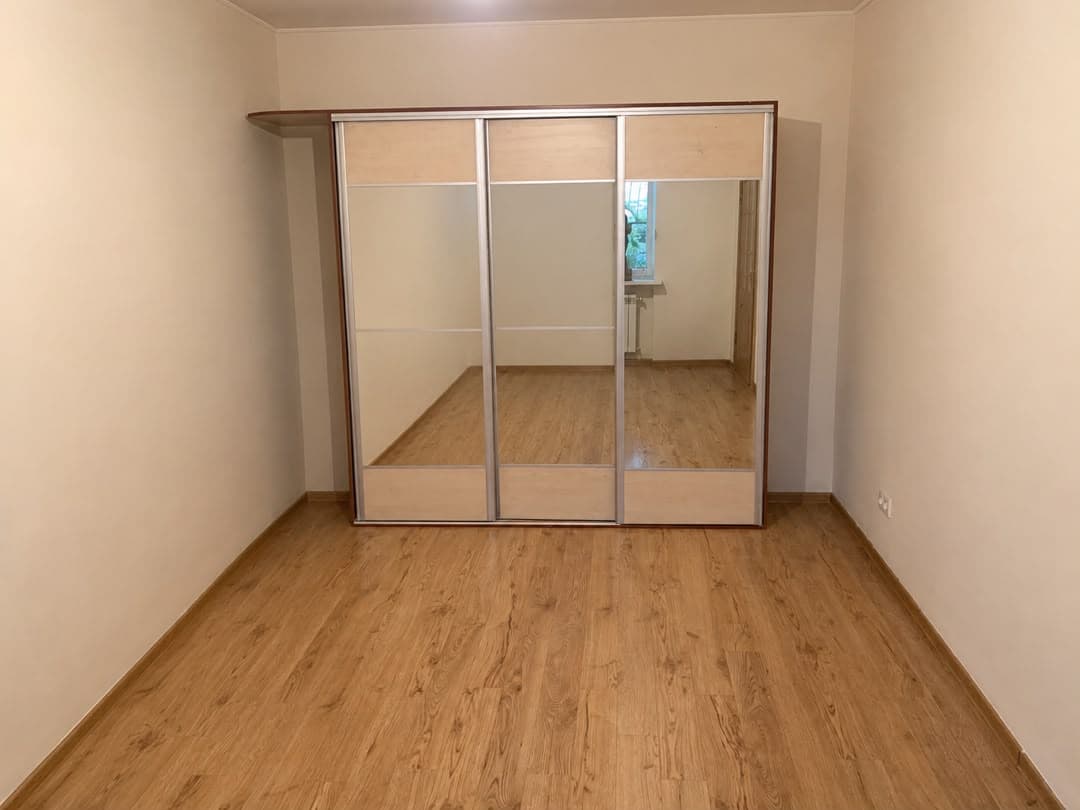 Продажа, 41 м2, этаж 1/4 - фото 1