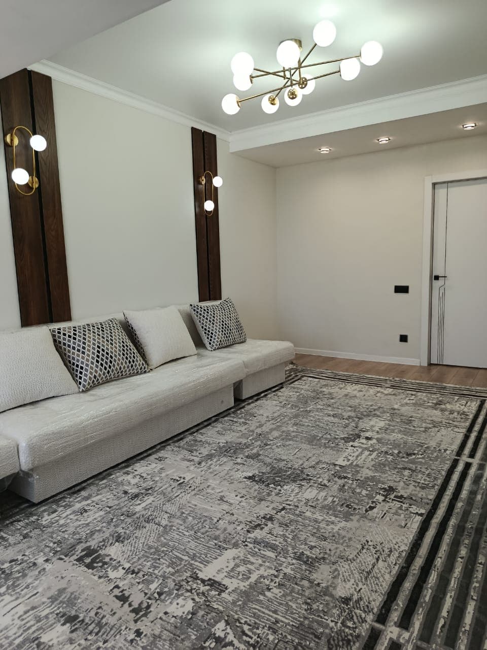 Продажа, Элитка, 1 ком, 50 м2, этаж 8/12, ж/к Смарт (Smart), Сост: Евроремонт - фото 3