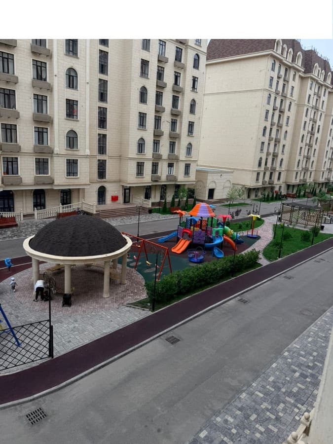 Элитка, 1 ком, 50 м2, этаж 3/10, ж/к ЖК Флоренция, Сост: Евроремонт - фото 2