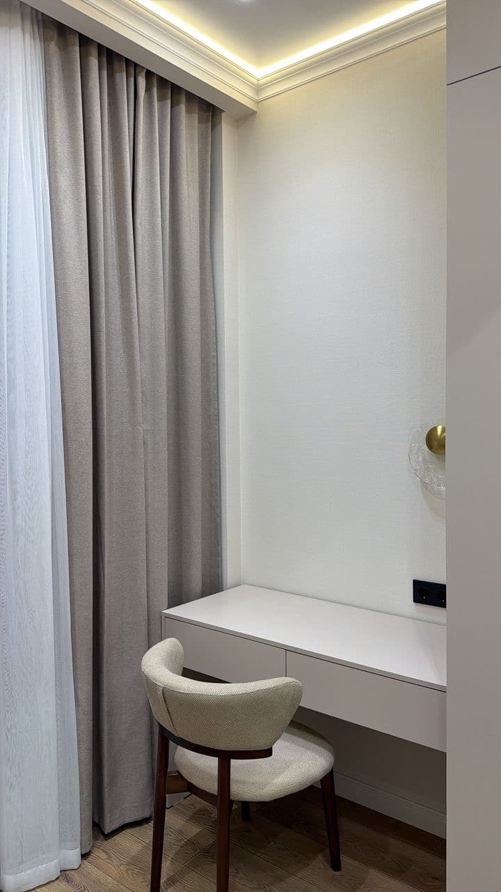 Продажа, Элитка, 2 ком, 82.1 м2, этаж 9/14, ж/к Кап Строй Сити (Capstroy City), Сост: Евроремонт - фото 1