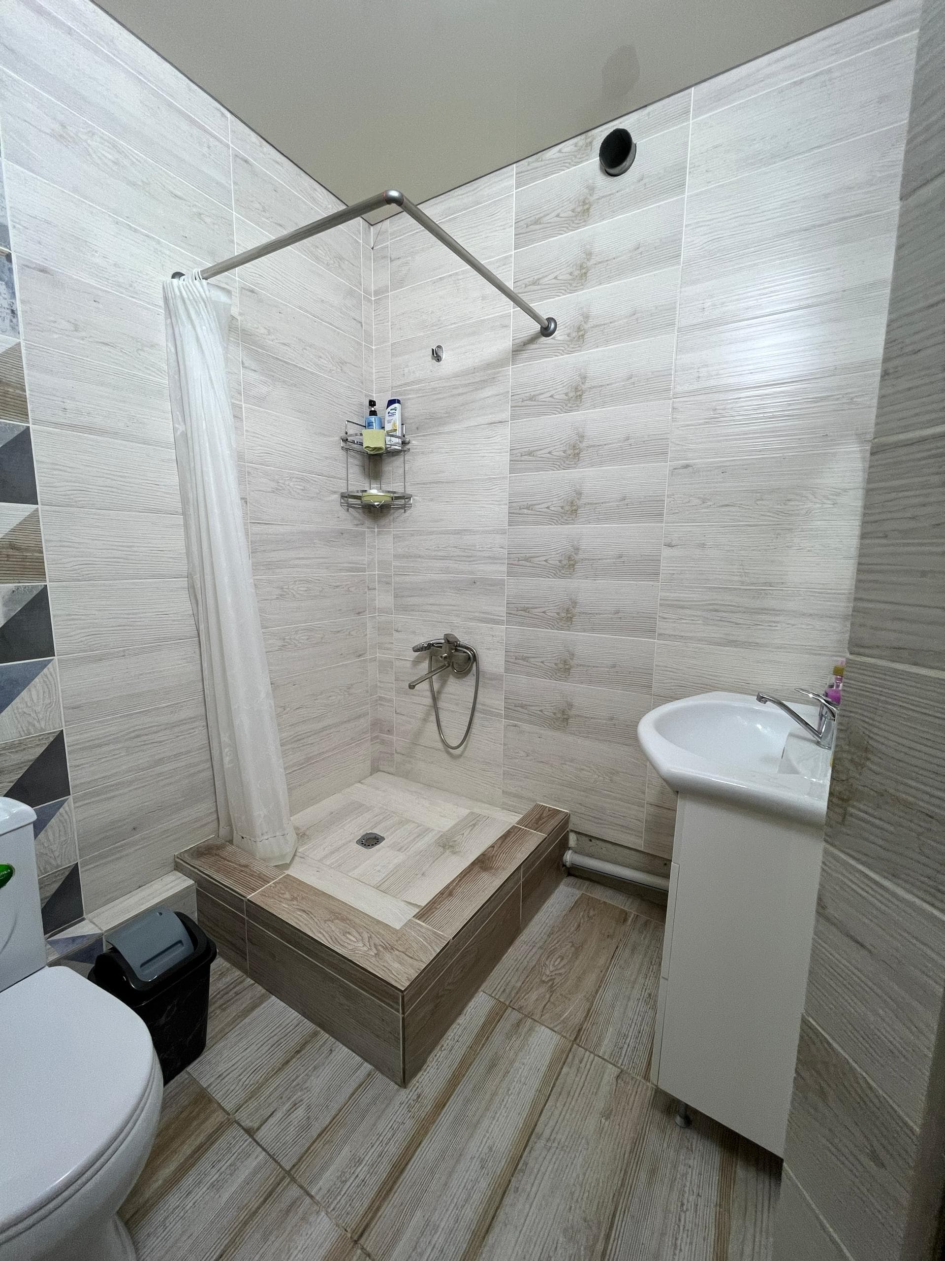 Элитка, 1 ком, 45 м2, этаж 10/14, Сост: Хорошее - фото 3
