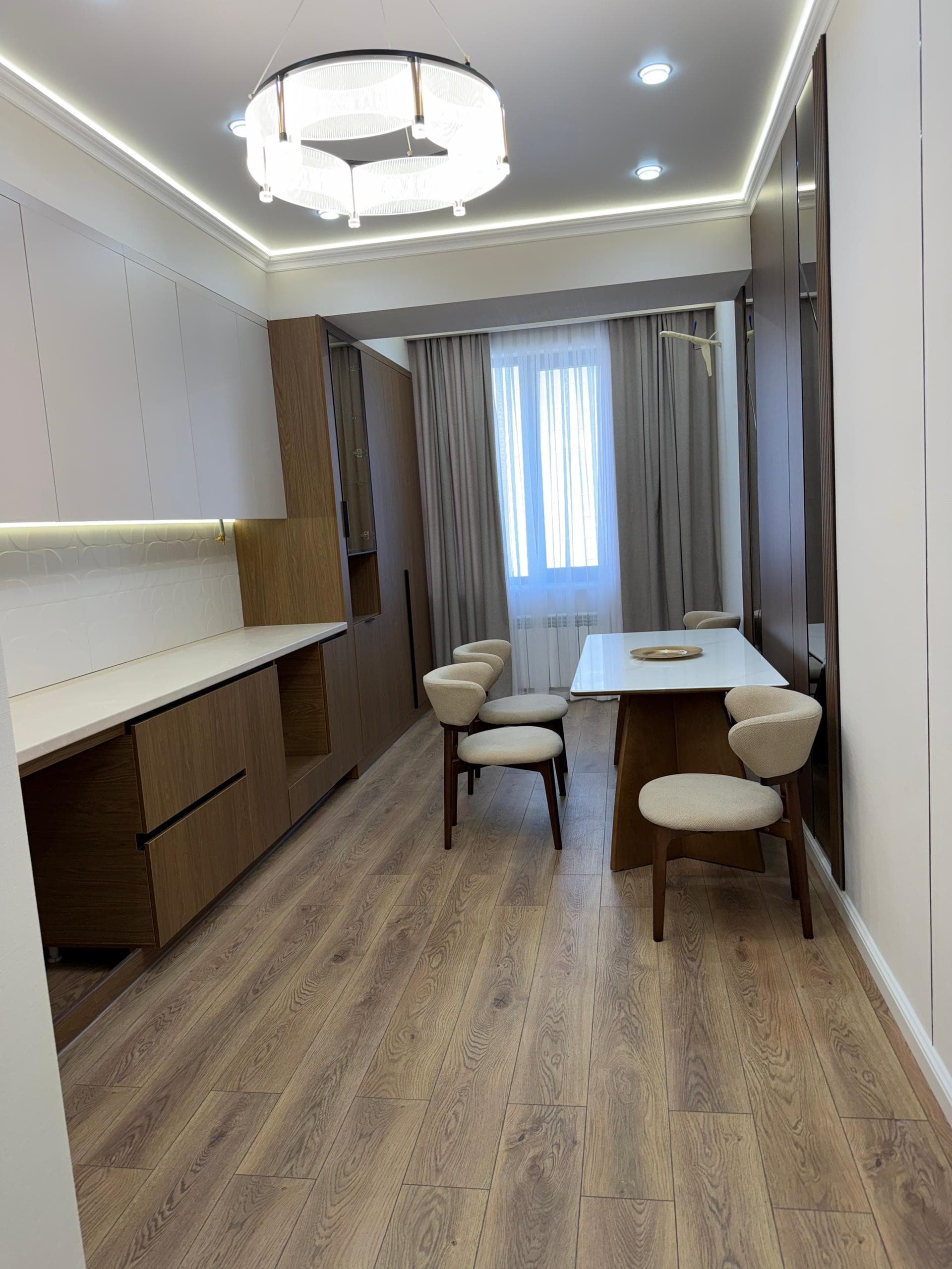 Элитка, 3 ком, 82 м2, этаж 9/14, ж/к Кап Строй Сити (Capstroy City), Сост: Евроремонт - фото 14