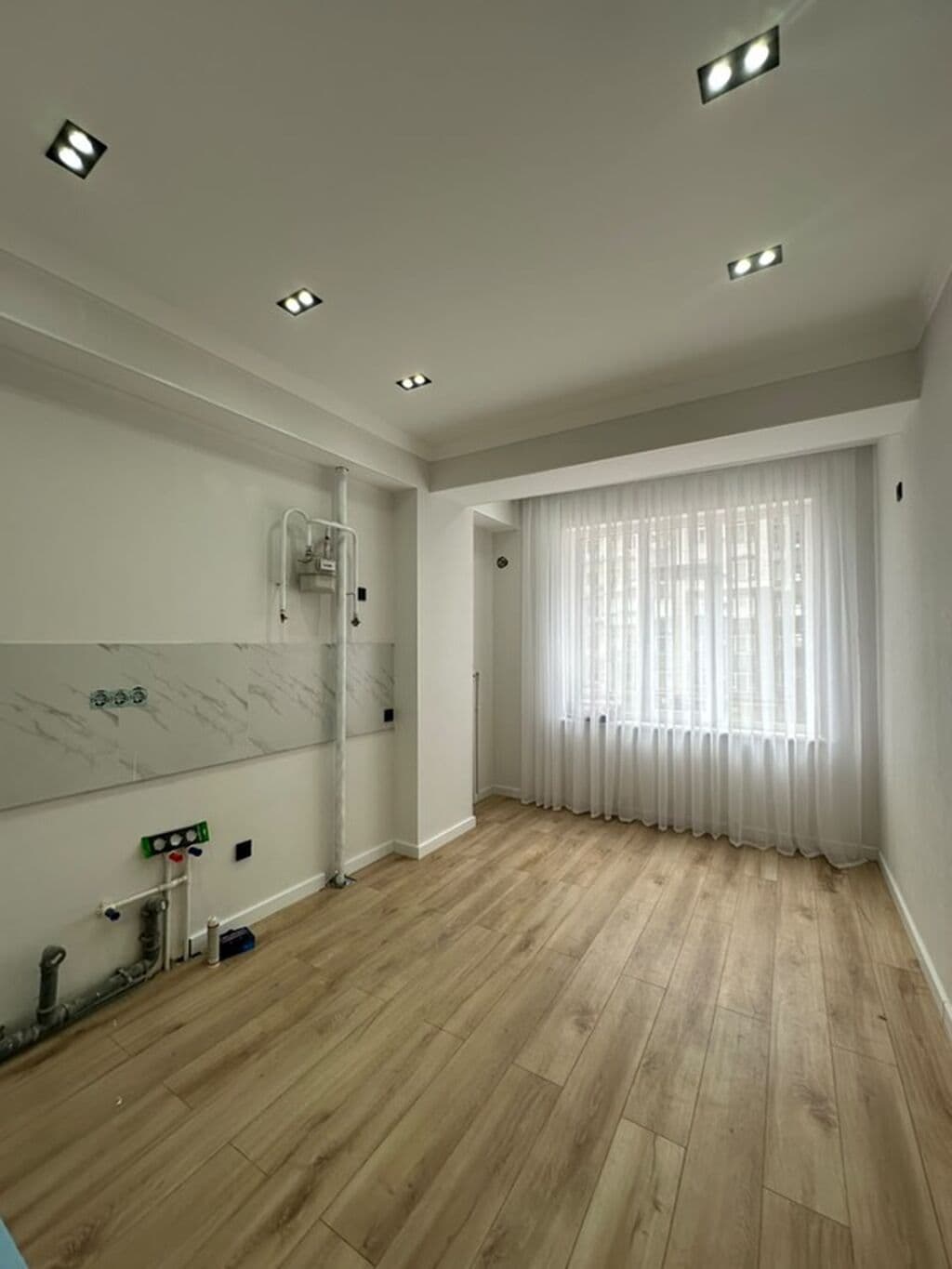 Продажа, Элитка, 1 ком, 42 м2, этаж 3/14, ж/к Ихлас Джал-15, Сост: Евроремонт - фото 2