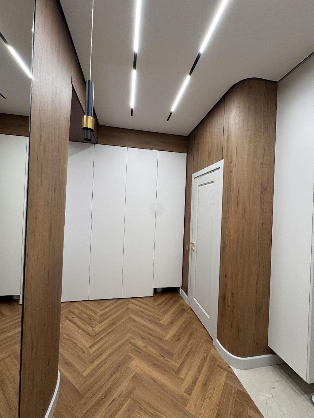 Элитка, 3 ком, 107 м2, этаж 11/16, ж/к Кап Строй Сити (Capstroy City), Сост: Евроремонт - фото 11