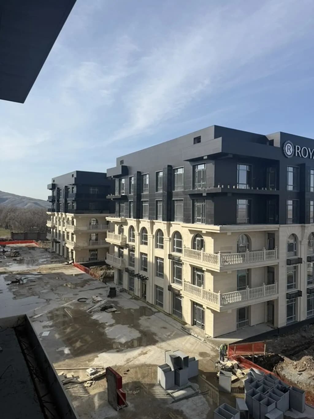 Элитка, 2 ком, 99 м2, этаж 2/5, ж/к Клубный Городок Four Seasons, Сост: Сдан ПСО - фото 1