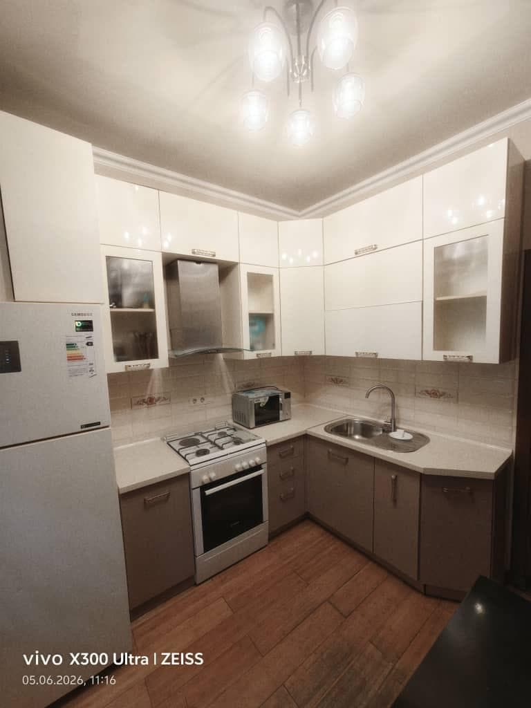 3 ком, Сталинка, 73 м2, этаж 1/3, Сост: Хорошее - фото 3