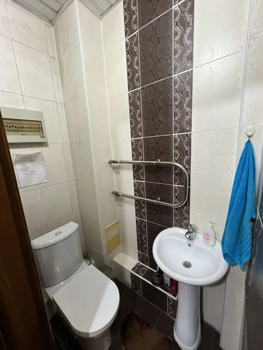 Продажа, 106 серия, 2 ком, 55 м2, этаж 2/9, Сост: Евроремонт - фото 15