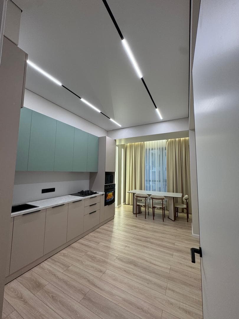 Элитка, 3 ком, 104 м2, этаж 3/13, ж/к Кап Строй Сити (Capstroy City), Сост: Евроремонт - фото 4