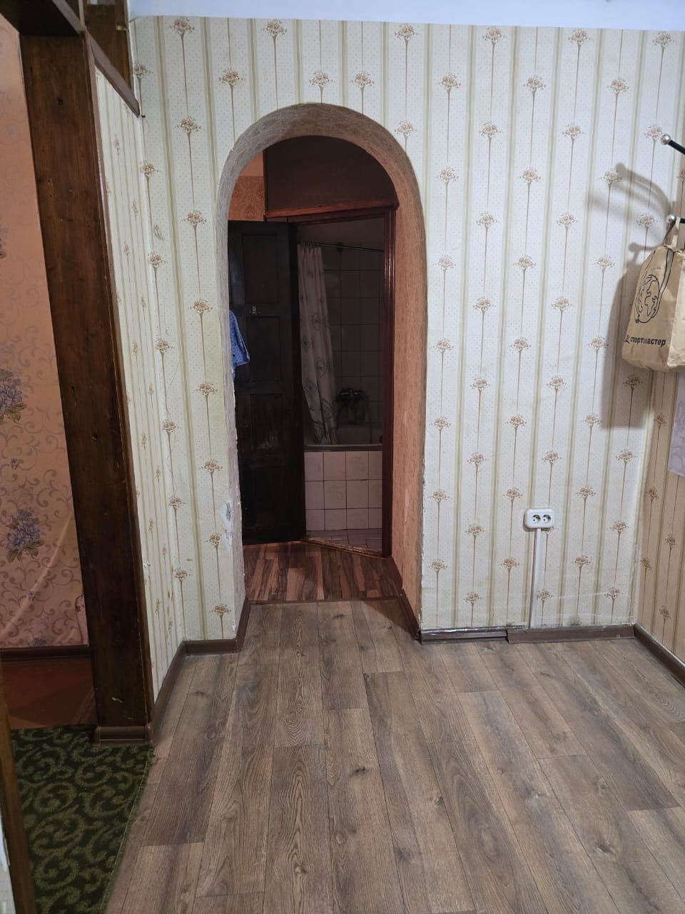 2 ком, Гостинка / Общежитие, 30.2 м2, этаж 1/5, Сост: Среднее - фото 9