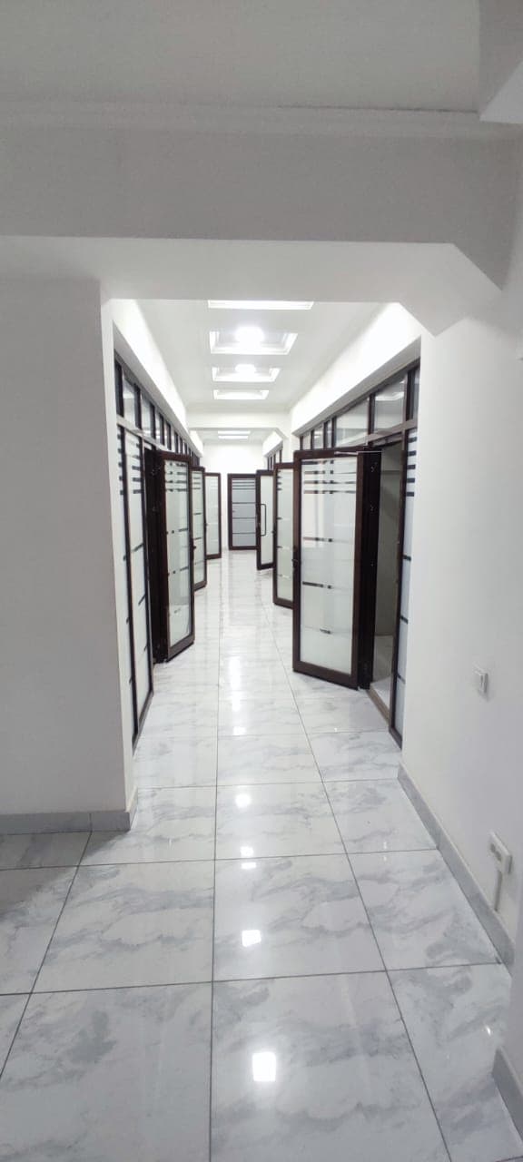 Офис, Коммерческая, 300 м2, этаж 1/12, Сост: Евроремонт - фото 8