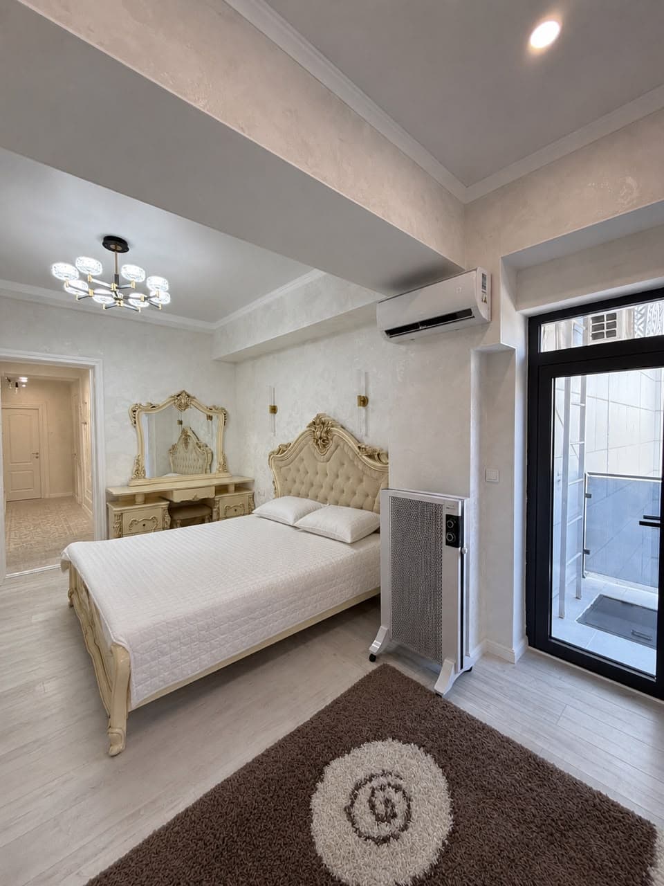 Элитка, 2 ком, 80 м2, этаж 9/16, ж/к BROOKLYN, Сост: Евроремонт - фото 1