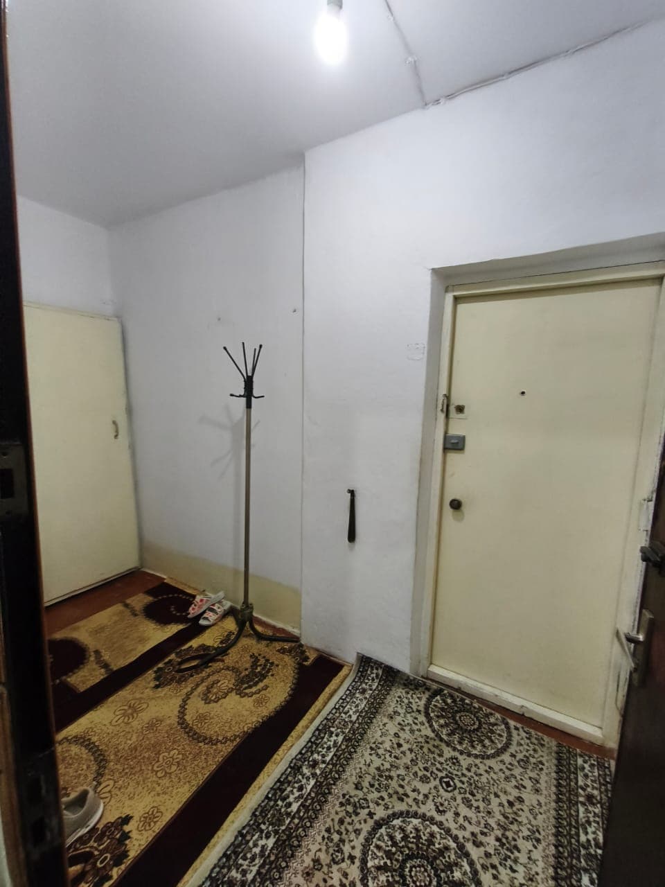 Продажа, 106 серия, 4 ком, 100 м2, этаж 1/9, Сост: Среднее - фото 13