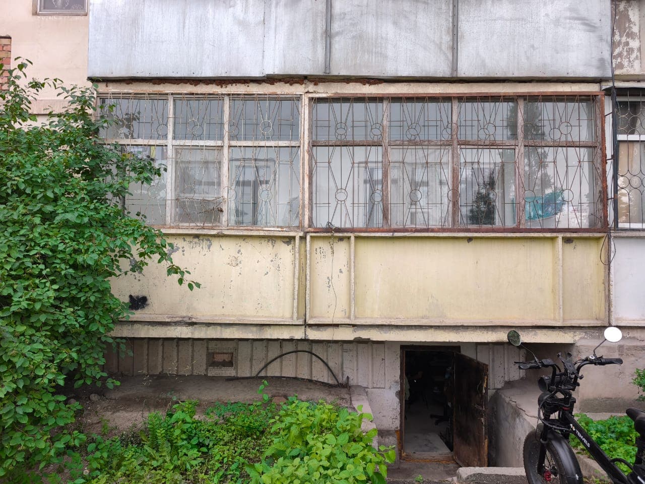 Продажа, 106 серия, 4 ком, 100 м2, этаж 1/9, Сост: Среднее - фото 15