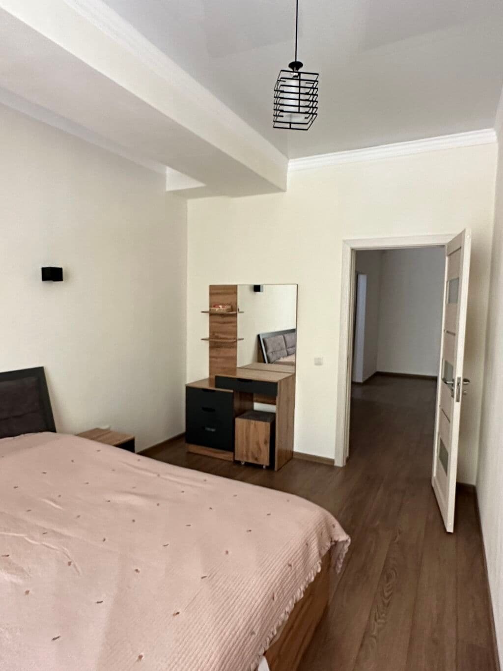 Элитка, 2 ком, 60 м2, этаж 2/10, Сост: Евроремонт - фото 11