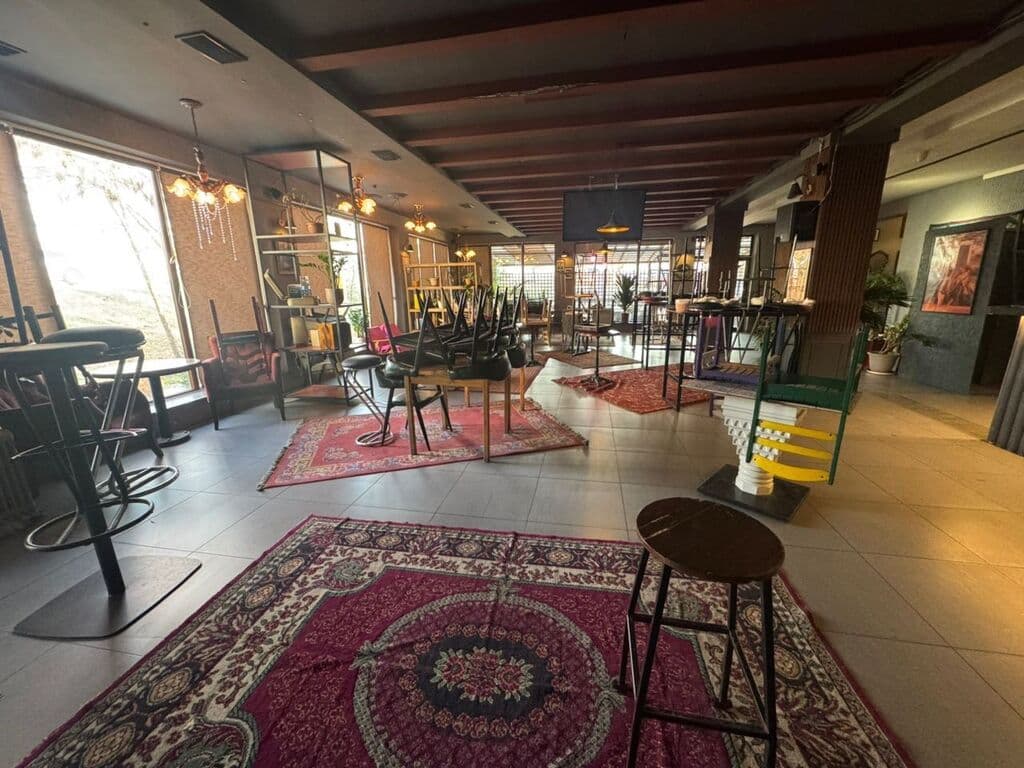 Готовый Бизнес, Коммерческая, 300 м2, этаж 1/1, Сост: Хорошее - фото 2