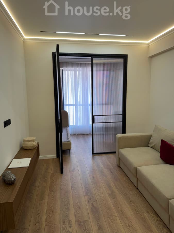 Элитка, 3 ком, 82 м2, этаж 9/14, ж/к Кап Строй Сити (Capstroy City), Сост: Евроремонт - фото 3