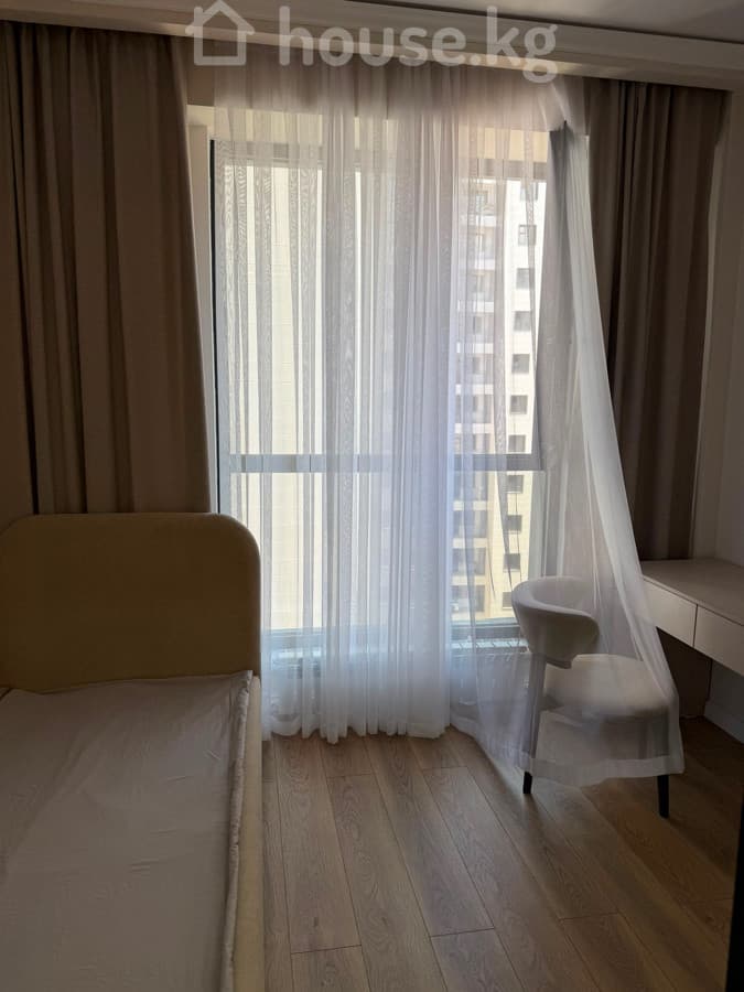 Элитка, 3 ком, 82 м2, этаж 9/14, ж/к Кап Строй Сити (Capstroy City), Сост: Евроремонт - фото 12