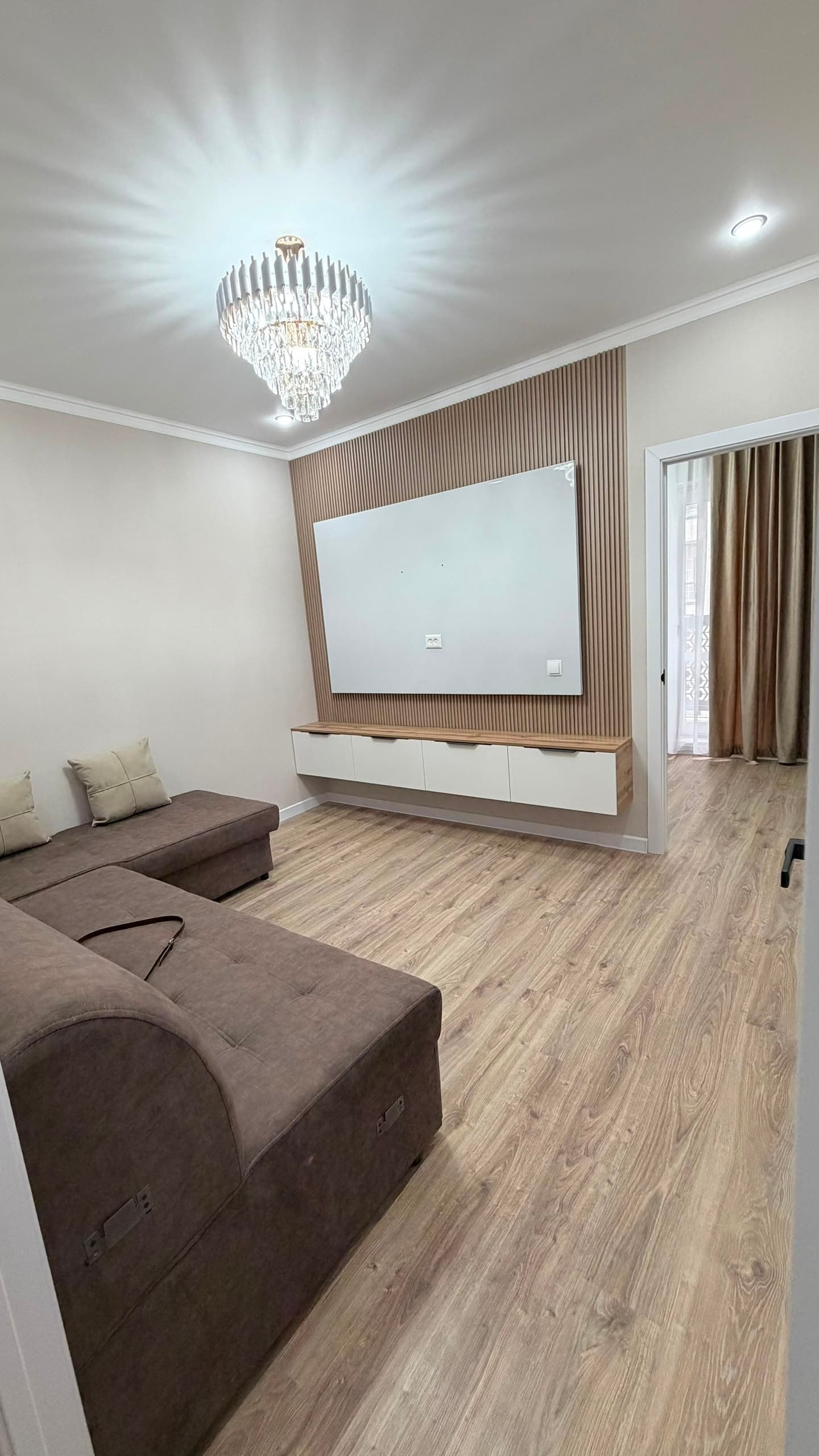 Элитка, 2 ком, 53.3 м2, этаж 4/9, ж/к Aalam City, Сост: Евроремонт - фото 2