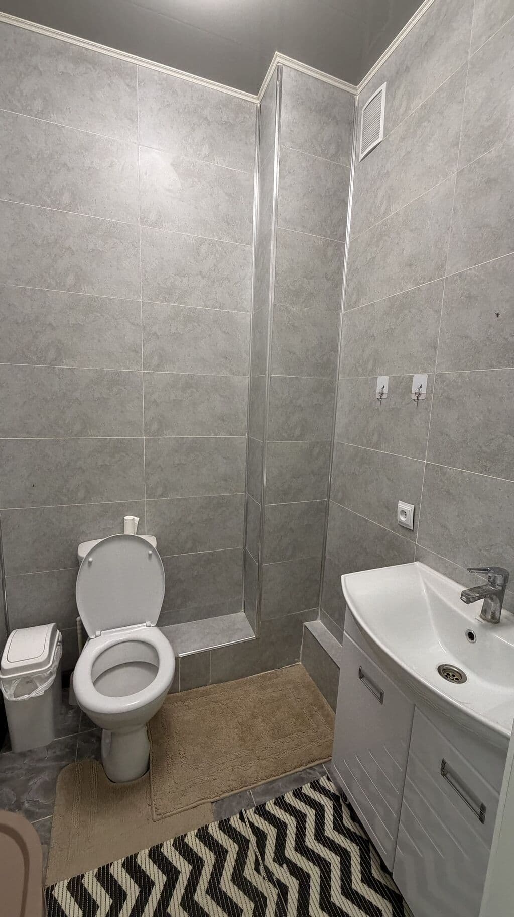 Продажа, Элитка, 2 ком, 72 м2, этаж 8/9, ж/к Искендер, Сост: Евроремонт - фото 1