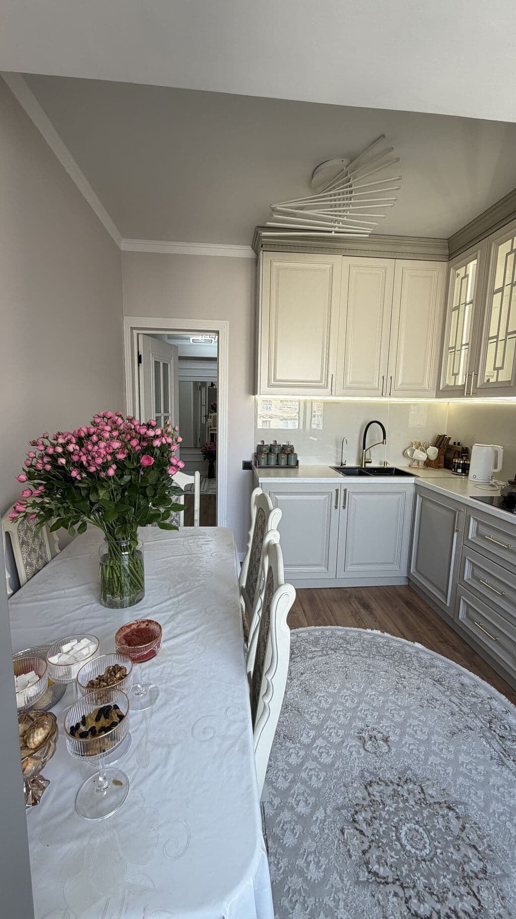 Продажа, Элитка, 2 ком, 72 м2, этаж 8/9, ж/к Искендер, Сост: Евроремонт - фото 2