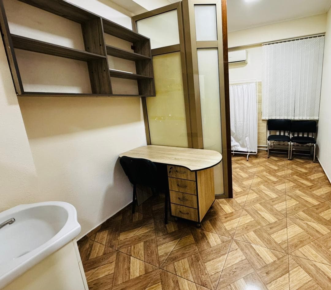 Аренда, Офис, Коммерческая, 183 м2, этаж 1/9, Сост: Хорошее - фото 7