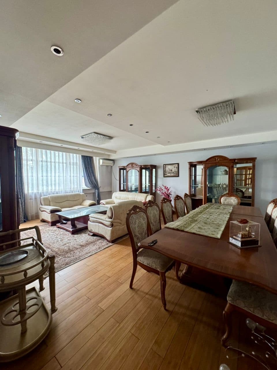 4 ком, Индивидуальный проект, 203 м2, этаж 3/8, Сост: Хорошее - фото 1