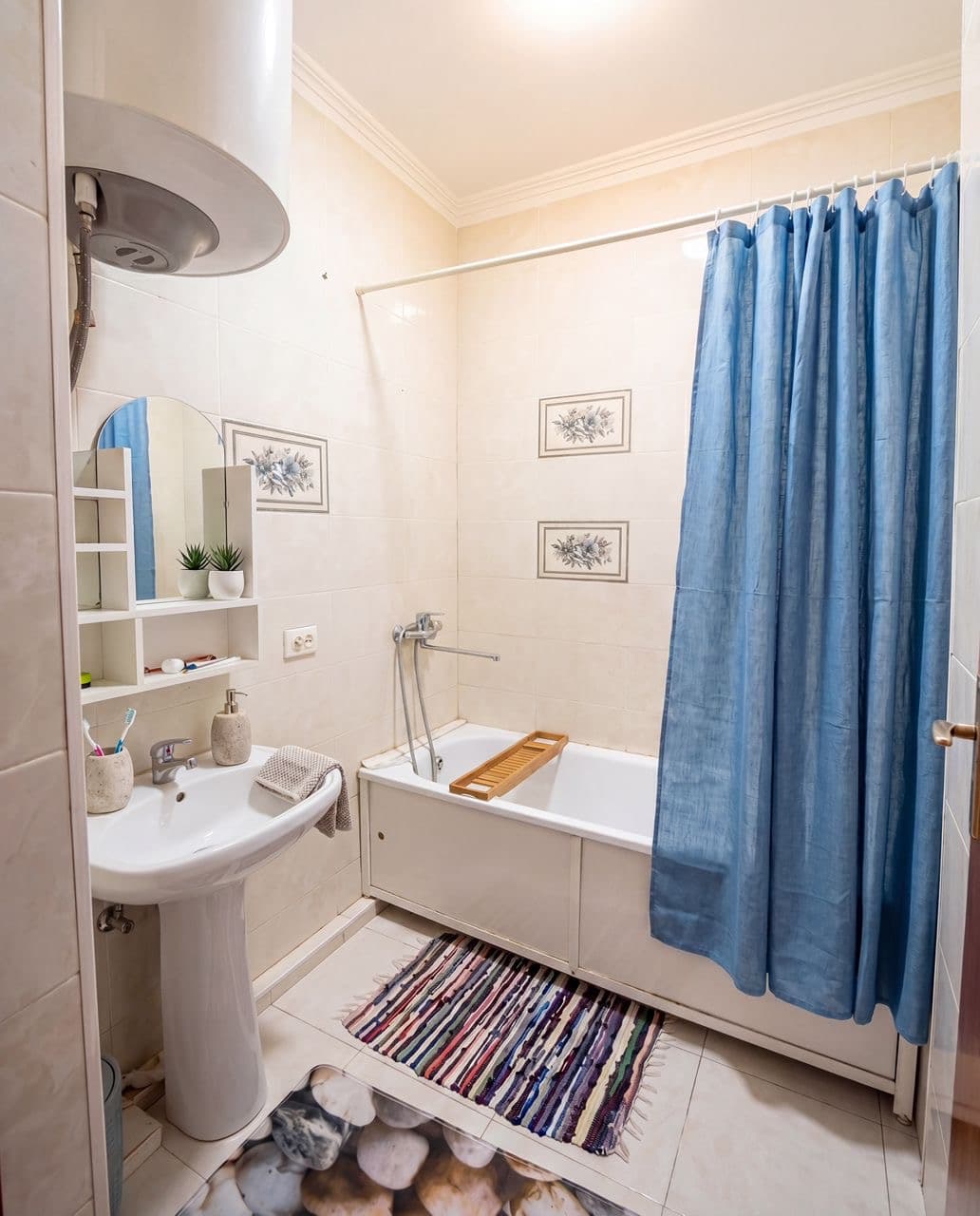 Элитка, 50 м2, этаж 8/12, ж/к Мастер Групп, Сост: Евроремонт - фото 2