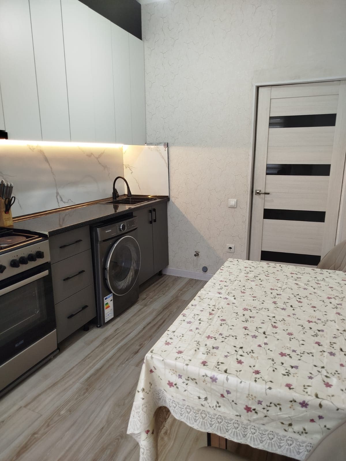 Элитка, 1 ком, 41 м2, этаж 6/10, ж/к Кок-Жар Де Люкс, Сост: Евроремонт - фото 9