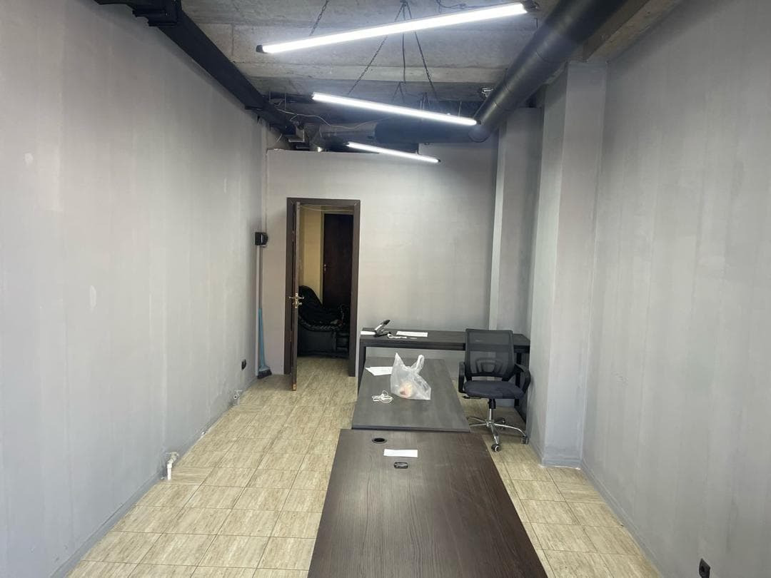 Офис, Коммерческая, 36 м2, этаж 1/1, Сост: Среднее - фото 2