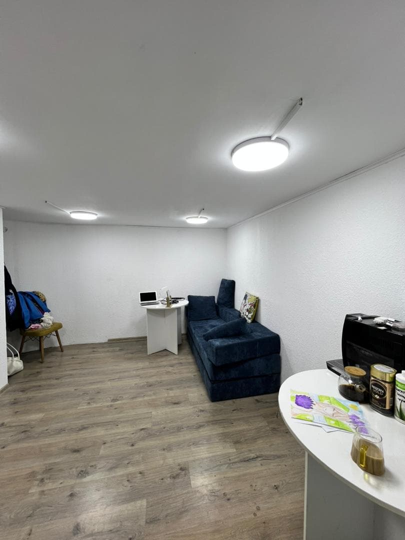 Аренда, Офис, Коммерческая, 135 м2, Сост: Хорошее - фото 2