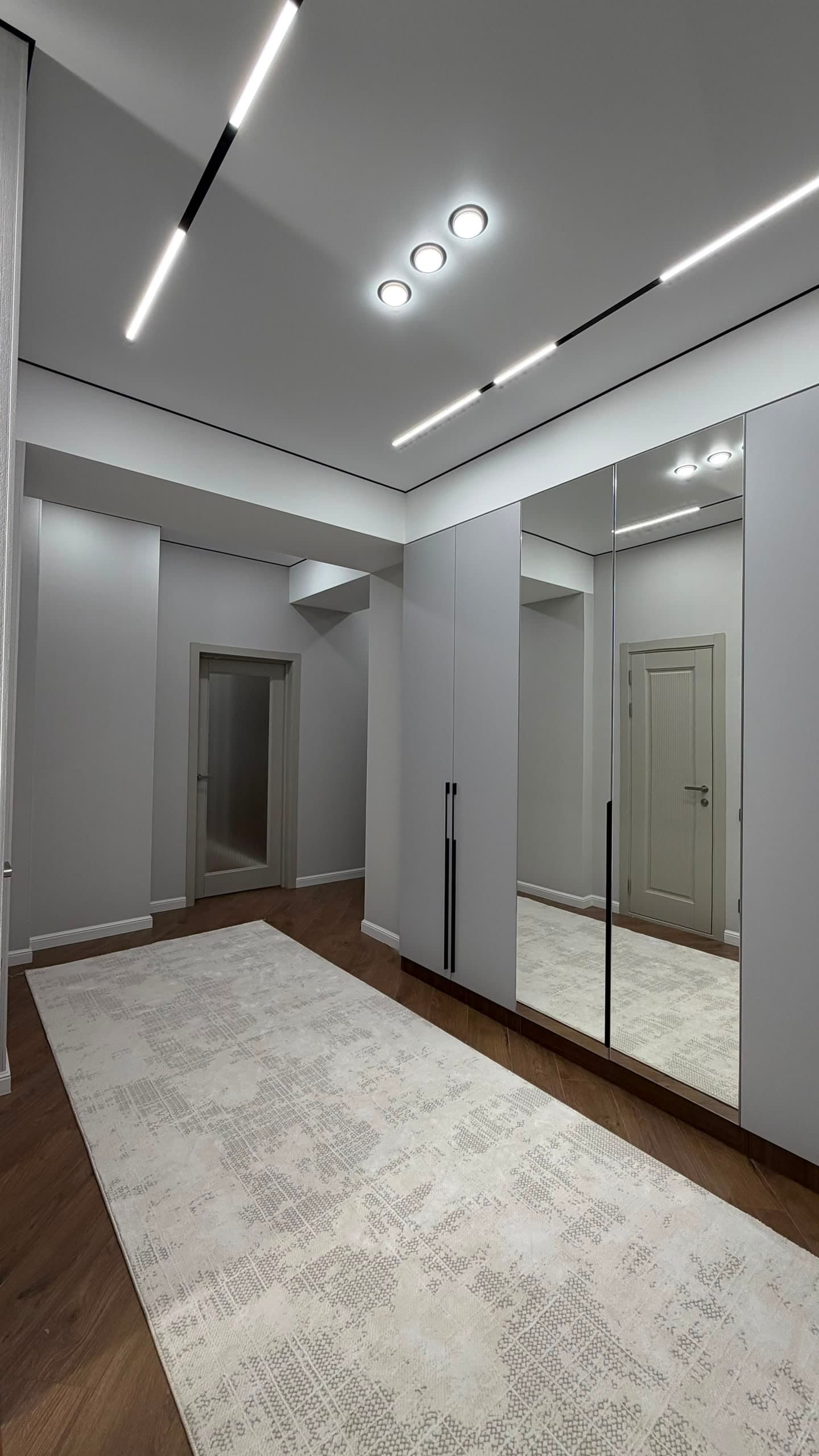 Продажа, Элитка, 3 ком, 104 м2, этаж 10/14, ж/к Кап Строй Сити (Capstroy City), Сост: Евроремонт - фото 16