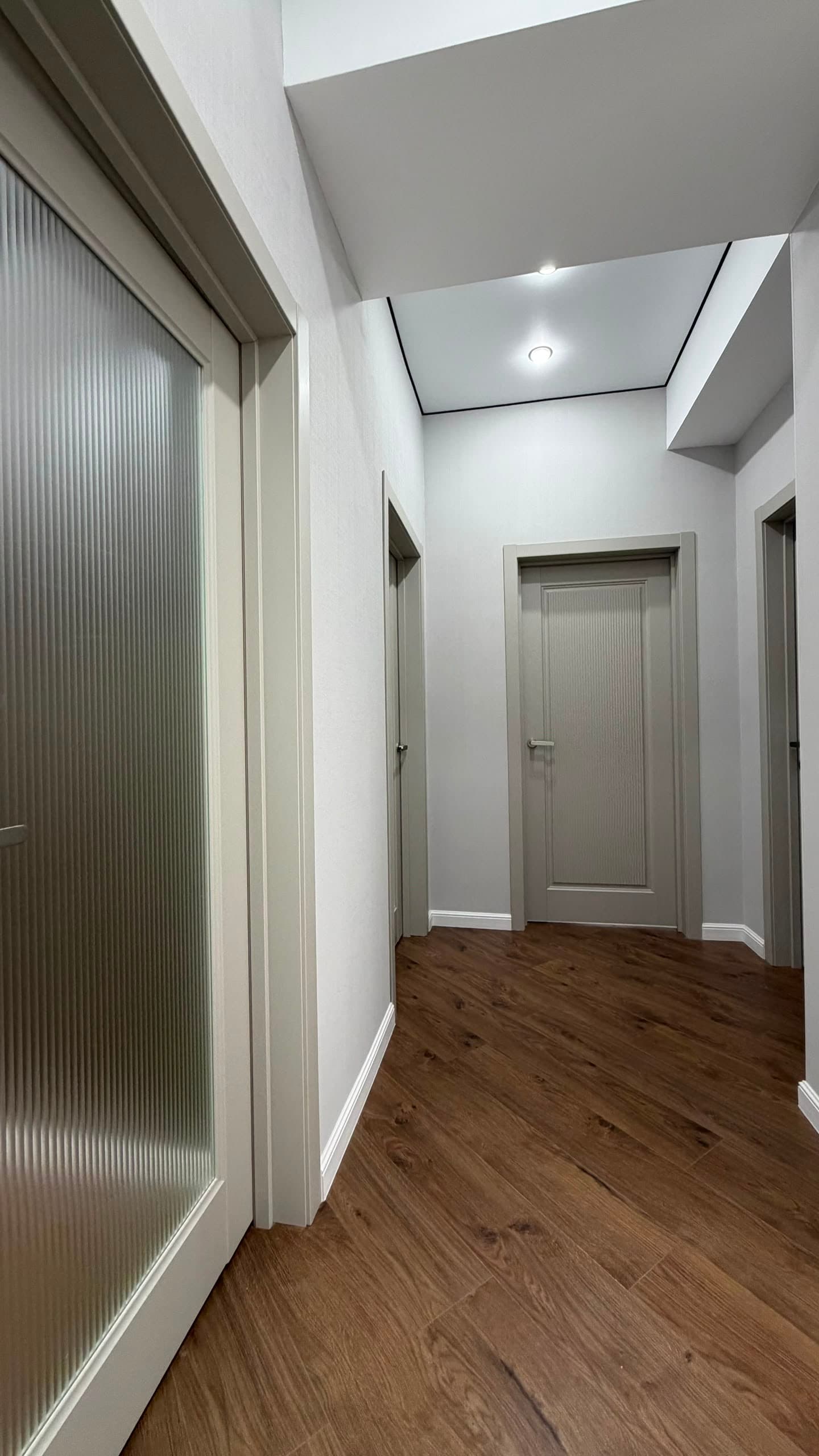 Продажа, Элитка, 3 ком, 104 м2, этаж 10/14, ж/к Кап Строй Сити (Capstroy City), Сост: Евроремонт - фото 23