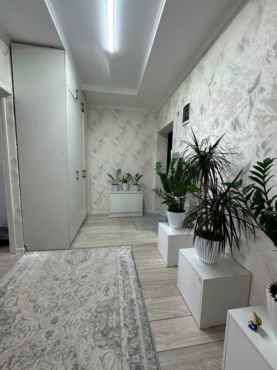 Продажа, Элитка, 1 ком, 54 м2, этаж 4/9, ж/к Памир Строй Жк Семейный, Сост: Евроремонт - фото 2