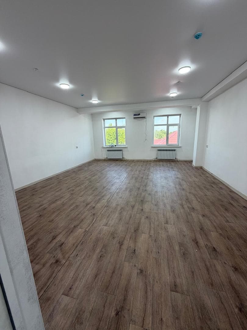Аренда, Офис, Коммерческая, 200 м2, этаж 3/4, Сост: Евроремонт - фото 3