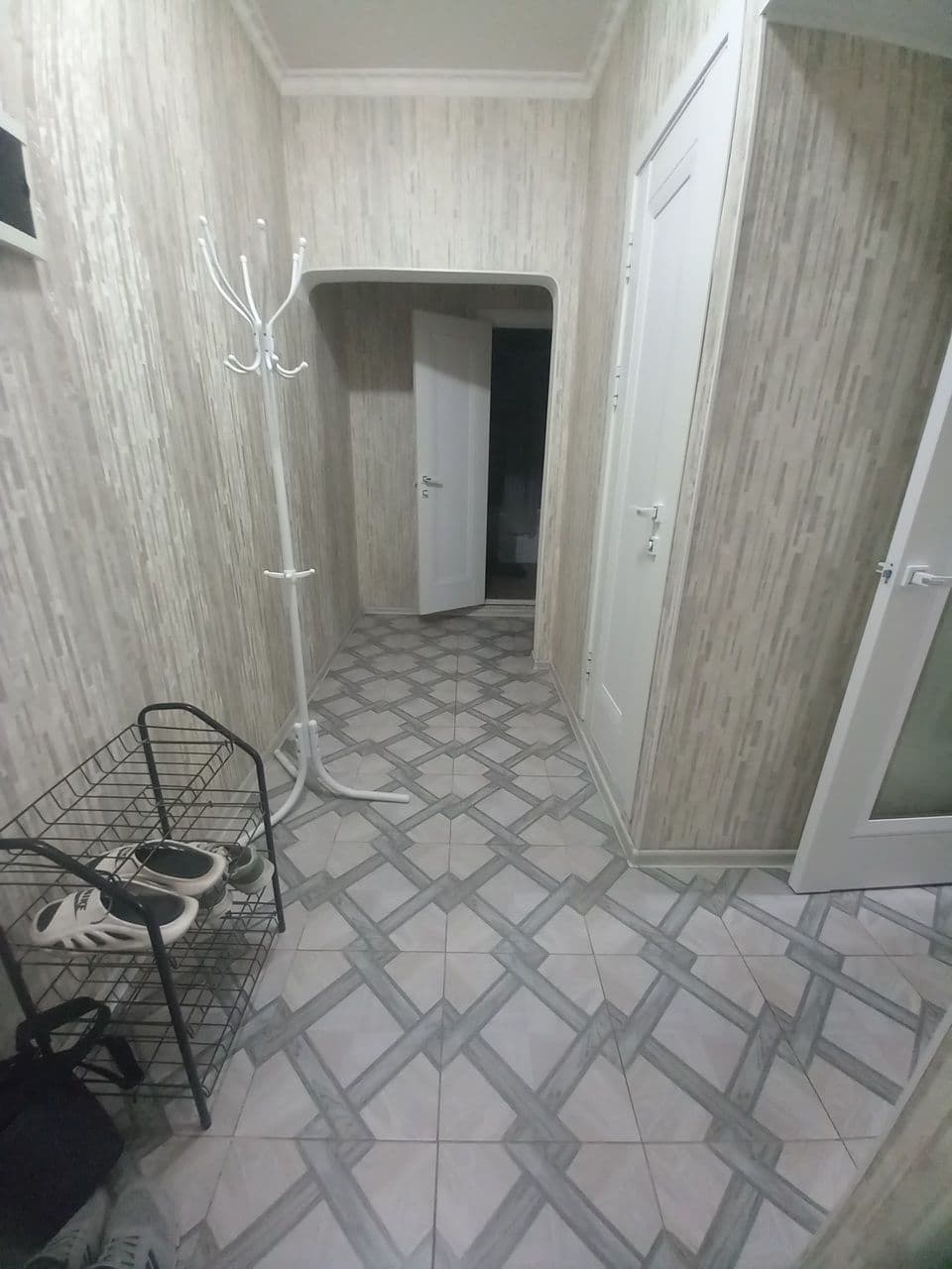 Аренда, 105 серия, 2 ком, 55 м2, этаж 9/9, Сост: Хорошее - фото 2