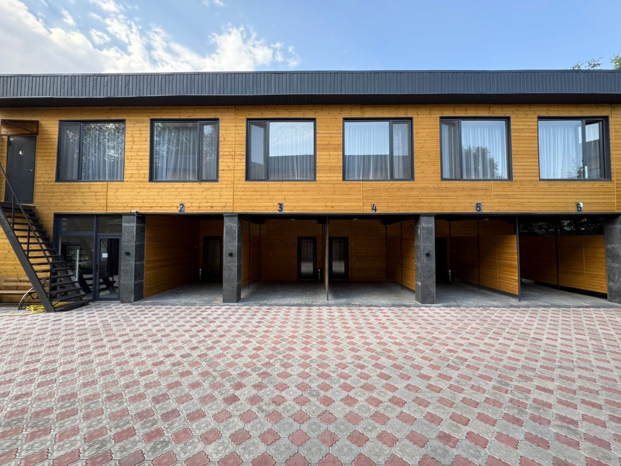 Готовый Бизнес, Коммерческая, 240 м2, этаж 2/2, Сост: Евроремонт - фото 4