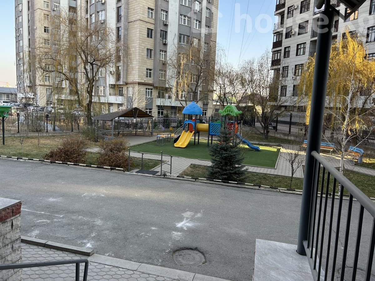 Продажа, Элитка, 3 ком, 100 м2, этаж 1/12, ж/к Урбис Групп (Urbis Group), Сост: Евроремонт - фото 1