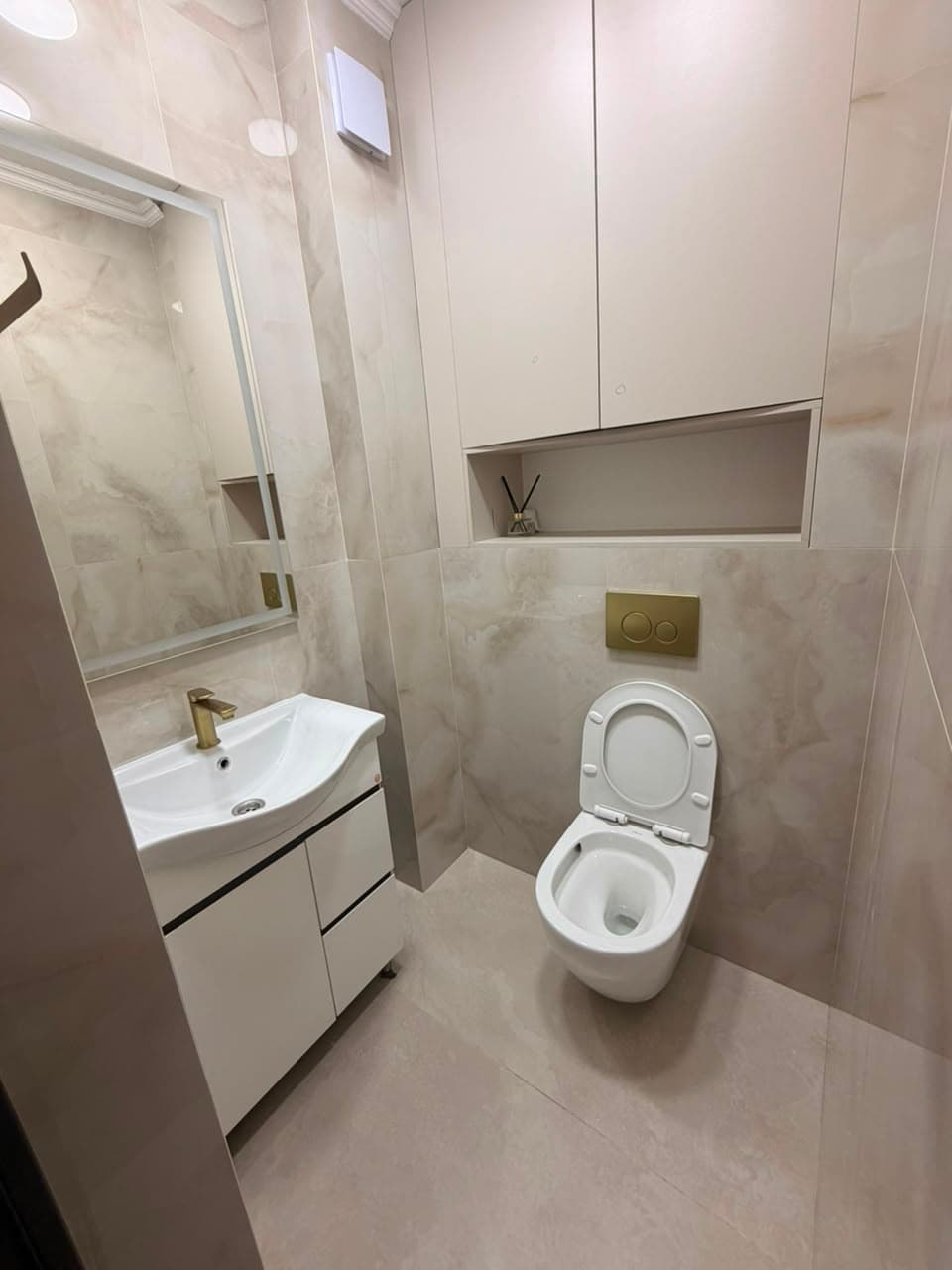 Продажа, Элитка, 3 ком, 92 м2, этаж 5/10, ж/к Мега Строй, Сост: Евроремонт - фото 8