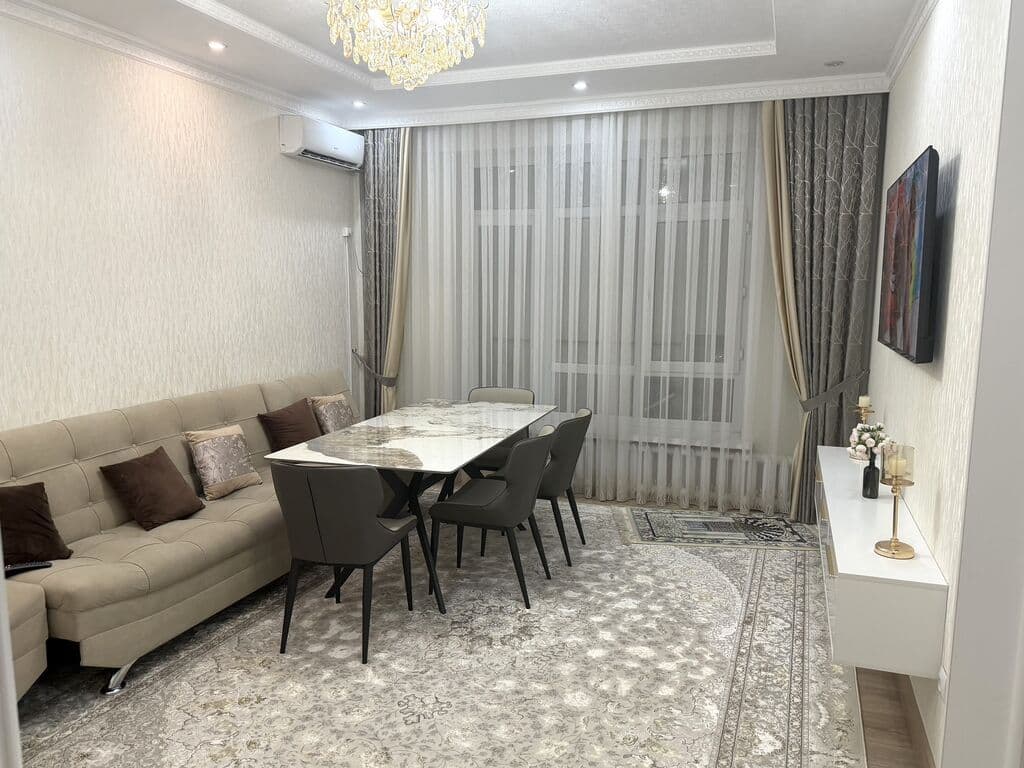 Элитка, 3 ком, 121 м2, этаж 3/10, Сост: Евроремонт - фото 1