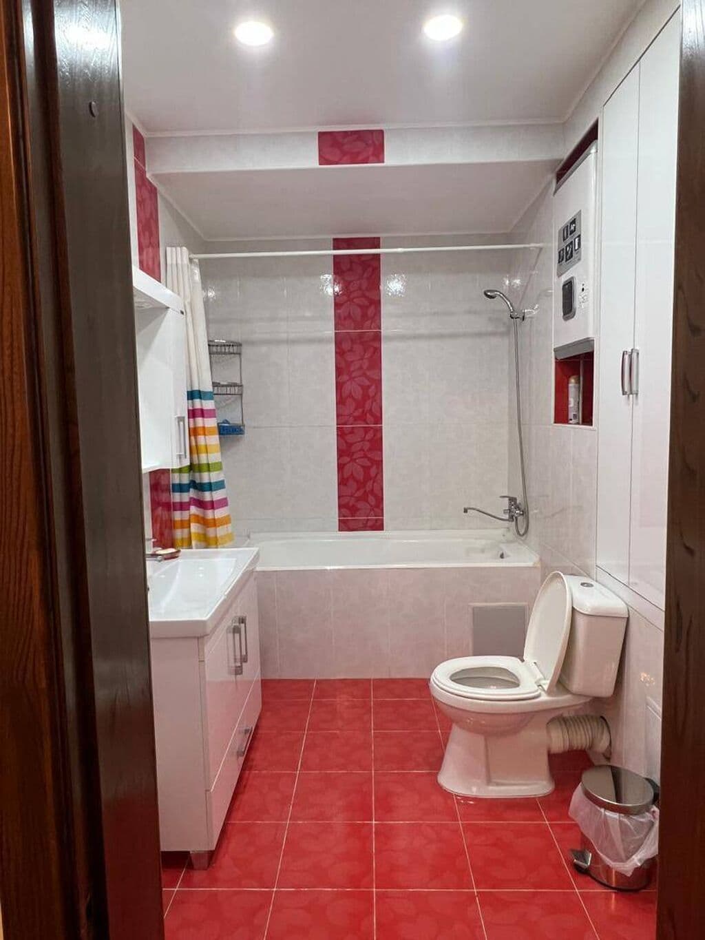 Аренда, Элитка, 4 ком, 160 м2, этаж 9/12, Сост: Евроремонт - фото 7