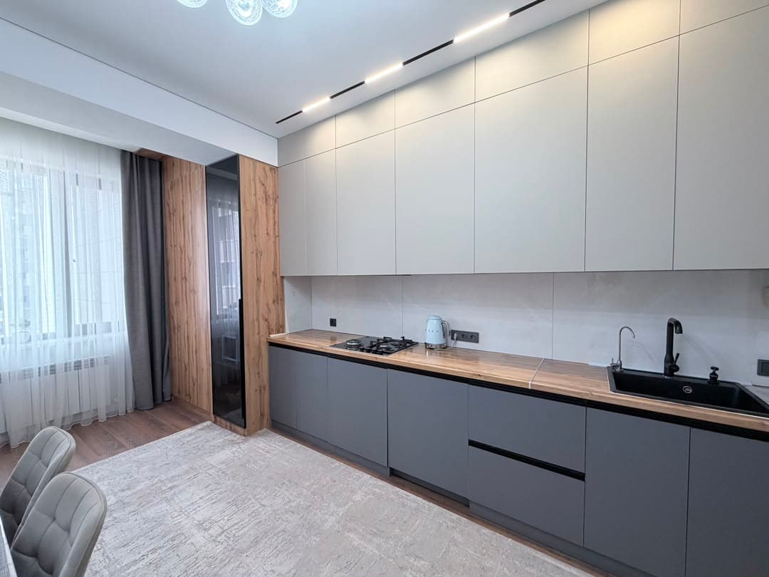 Продажа, Элитка, 3 ком, 109 м2, этаж 7/12, ж/к Кап Строй Сити (Capstroy City), Сост: Евроремонт - фото 8
