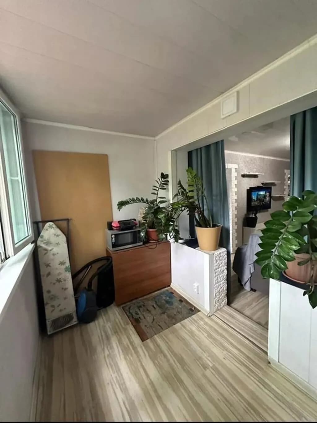 Продажа, 3 ком, 58 м2, этаж 1/4, Сост: Хорошее - фото 1