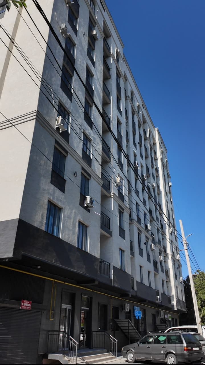 Офис, Коммерческая, 110 м2, этаж 1/9, Сост: Сдан ПСО - фото 1