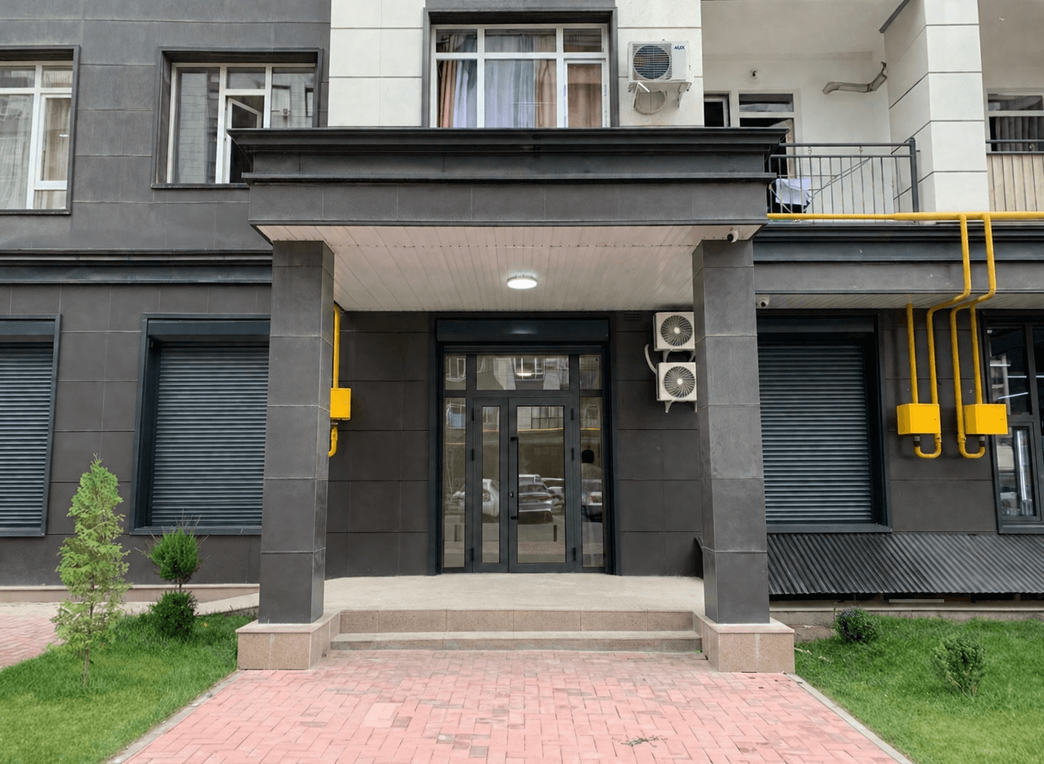 Офис, Коммерческая, 126 м2, этаж 1/14, Сост: Евроремонт - фото 1