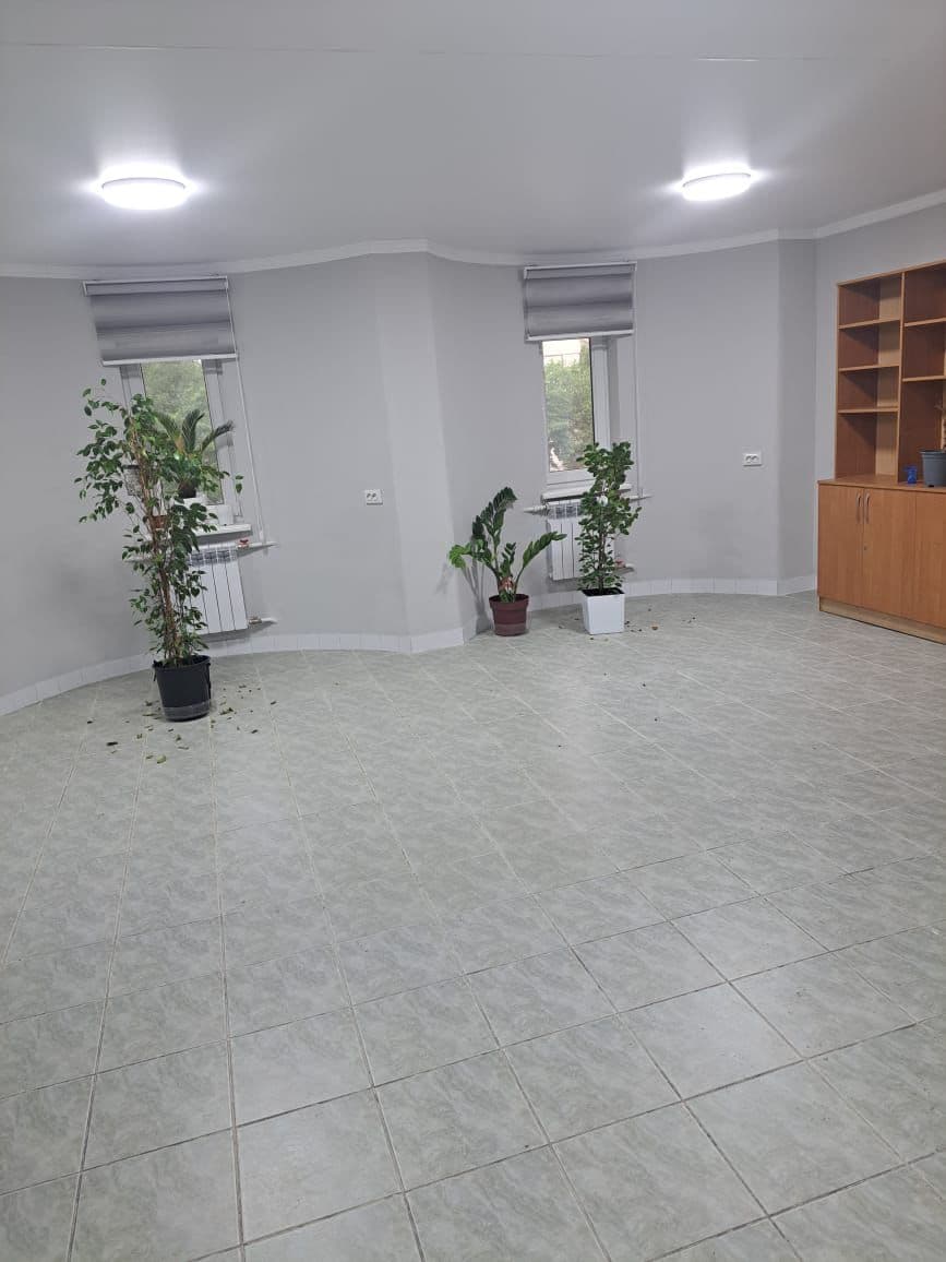 Аренда, Офис, Коммерческая, 50 м2, этаж 3/3, Сост: Евроремонт - фото 3