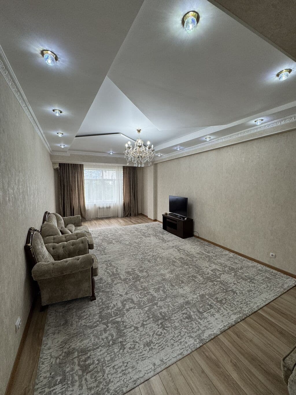 Элитка, 4 ком, 170 м2, этаж 5/9, ж/к Жилой дом "Манас", Сост: Евроремонт - фото 19