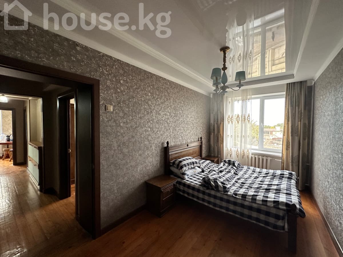 3 ком, Сталинка, 70 м2, этаж 5/5 - фото 3