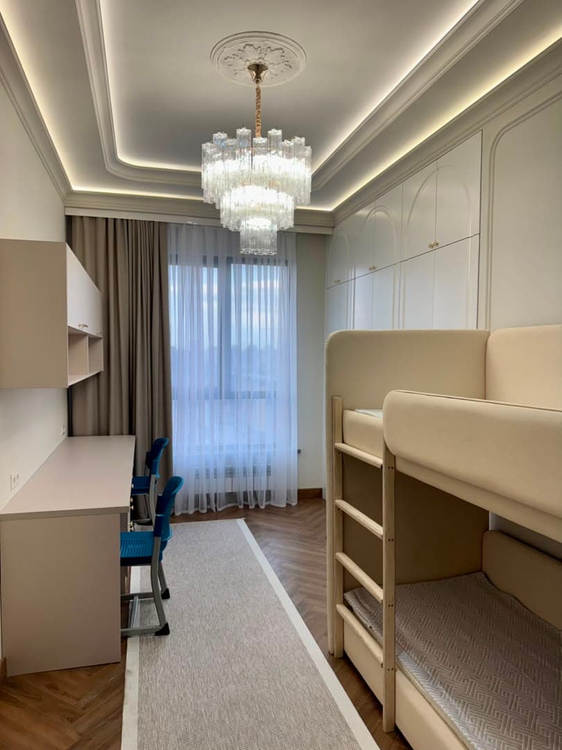 Продажа, Элитка, 4 ком, 134 м2, этаж 13/14, ж/к Роял(Royal), Сост: Евроремонт - фото 1